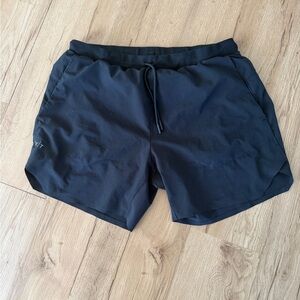 Bylt basics performance + shorts XL lining